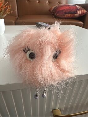 Pink puff Pocketbac holder